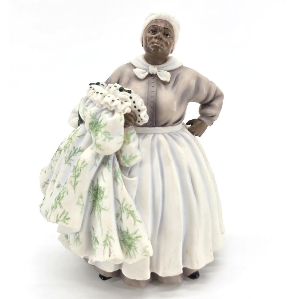 San Francisco Music Box Gone With The Wind Mam Holding Scarlett's Dress Tara's‎